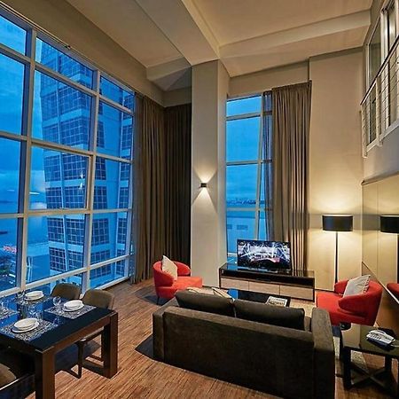 ג'ורג' טאון Maritime Luxury Suites מראה חיצוני תמונה